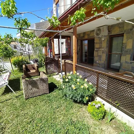 Villa Datca Oezbel'De Genis Bahceli Ferah Ev Datça